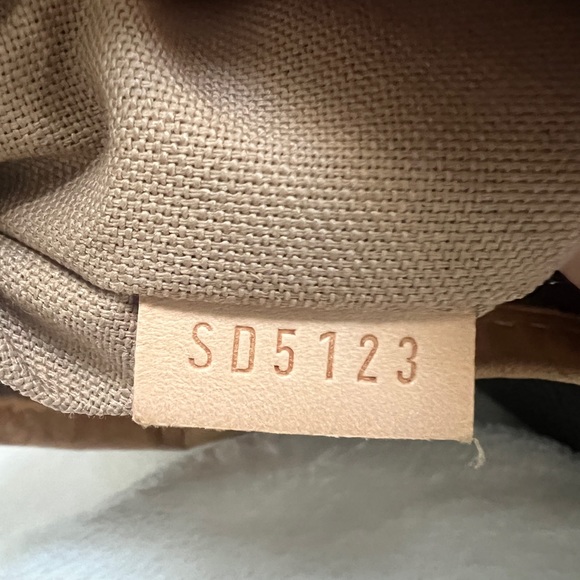 BEAUTIFUL Louis Vuitton LV Delightful MM Shoulder Bag - Picture 2 of 14